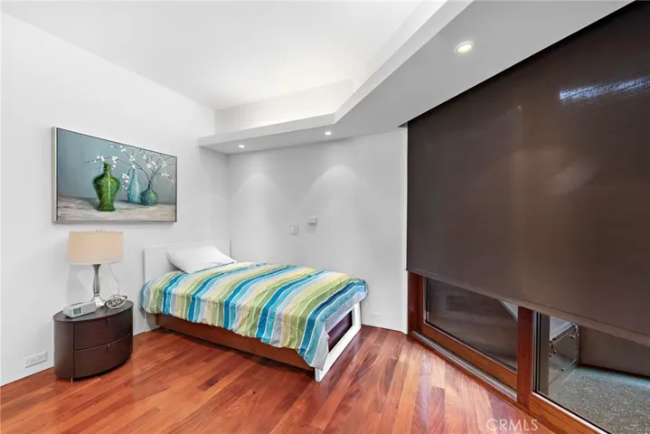 2049 Ocean Way, Laguna Beach, California 92651