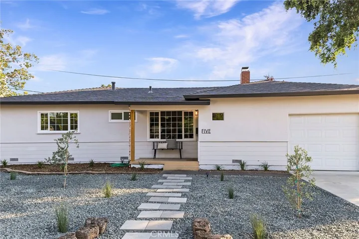 5 Clara Lane, Chico, California 95926