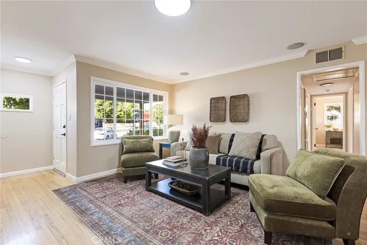 5 Clara Lane, Chico, California 95926