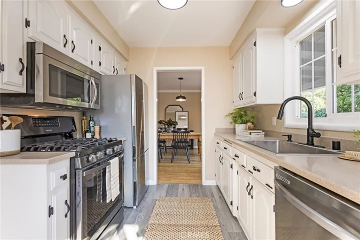 5 Clara Lane, Chico, California 95926