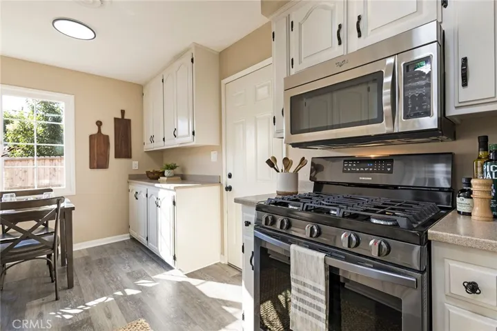 5 Clara Lane, Chico, California 95926