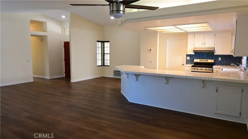 3254 W Fruitvale Avenue, Hemet, California 92545