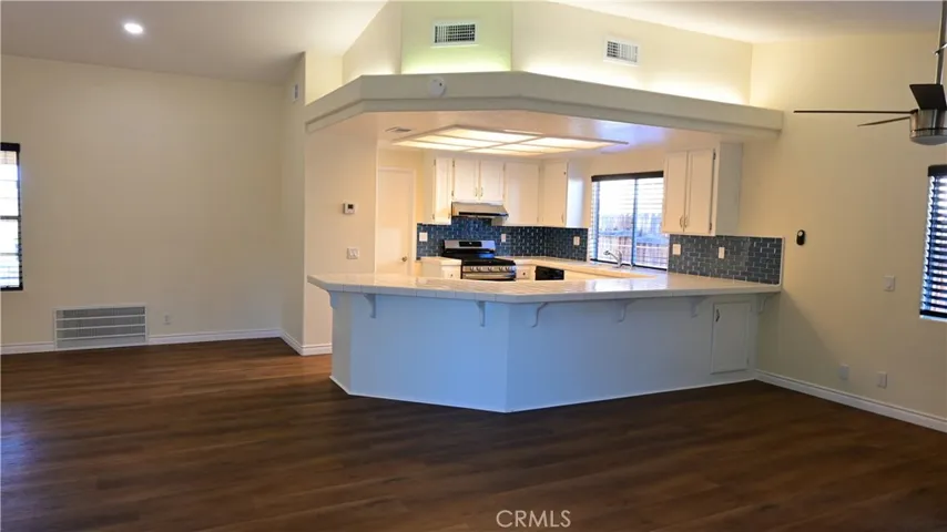 3254 W Fruitvale Avenue, Hemet, California 92545