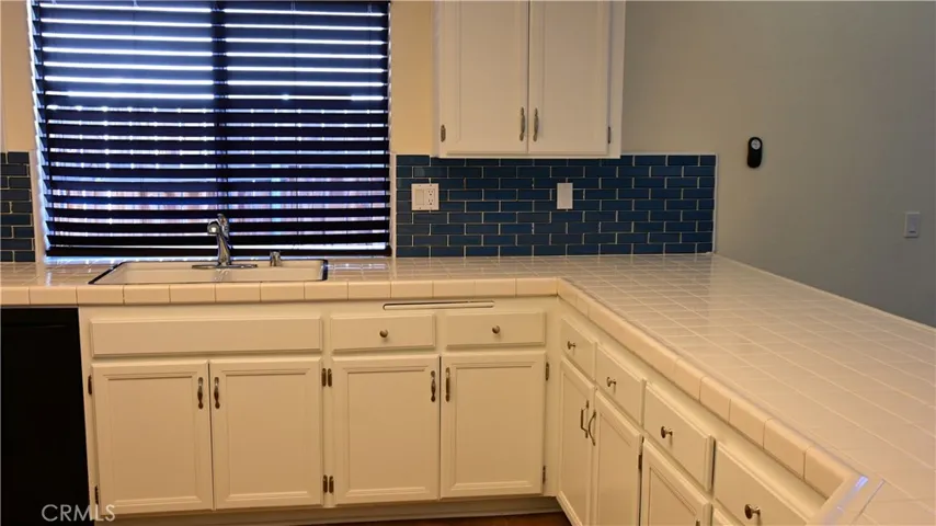 3254 W Fruitvale Avenue, Hemet, California 92545