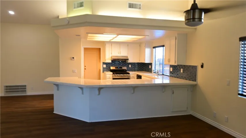3254 W Fruitvale Avenue, Hemet, California 92545