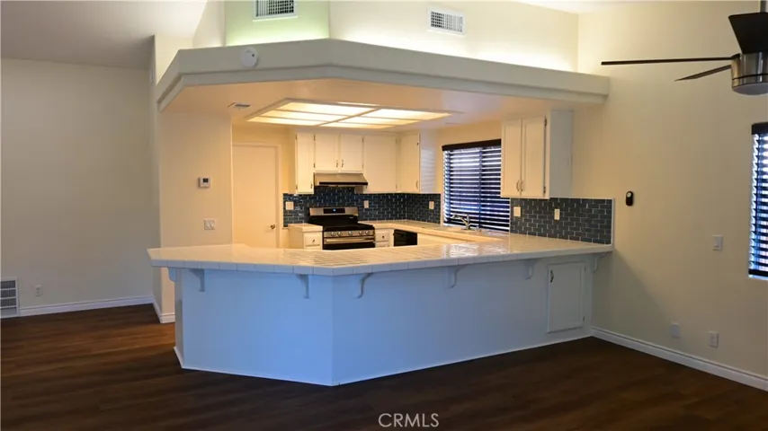 3254 W Fruitvale Avenue, Hemet, California 92545