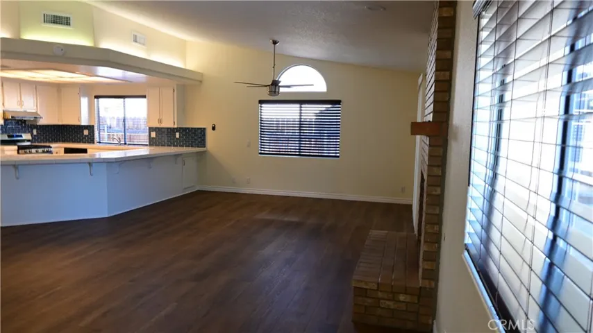 3254 W Fruitvale Avenue, Hemet, California 92545