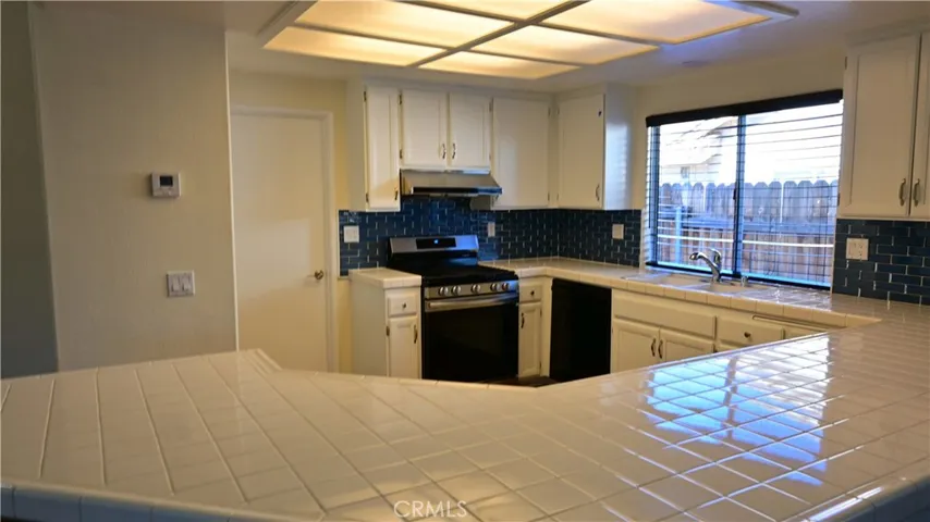 3254 W Fruitvale Avenue, Hemet, California 92545