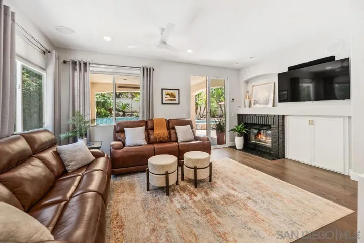 13612 Fontanelle Place, San Diego, California 92128