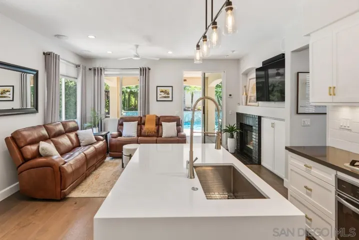 13612 Fontanelle Place, San Diego, California 92128
