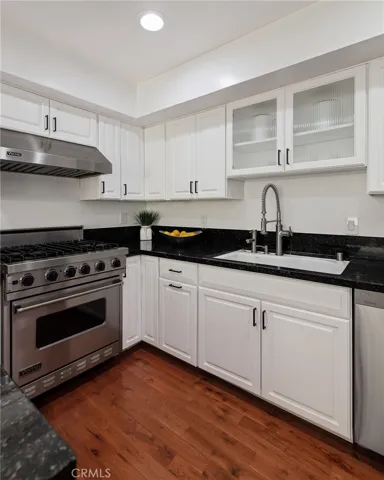 6690 Vista Del Mar D, Playa Del Rey, California 90293
