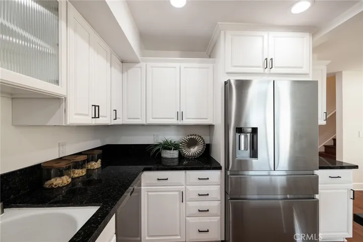 6690 Vista Del Mar D, Playa Del Rey, California 90293