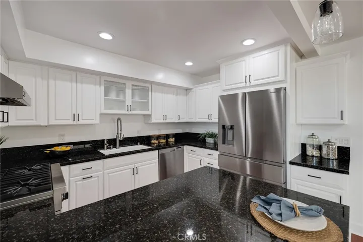 6690 Vista Del Mar D, Playa Del Rey, California 90293
