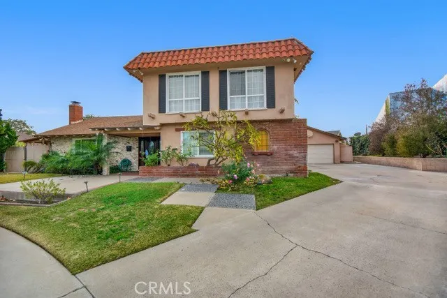 130 E Alderwood Avenue, Orange, California 92865