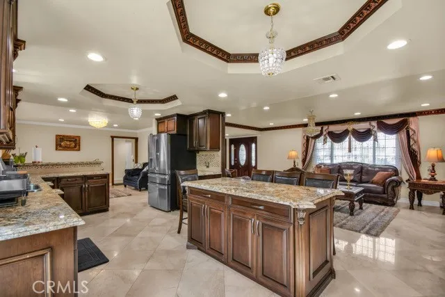 130 E Alderwood Avenue, Orange, California 92865