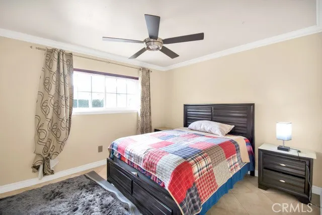 130 E Alderwood Avenue, Orange, California 92865