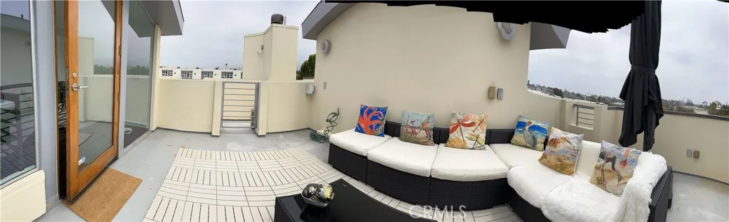 1544 11th Street 3, Santa Monica, California 90401