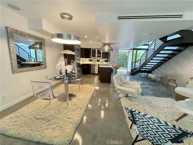 1544 11th Street 3, Santa Monica, California 90401