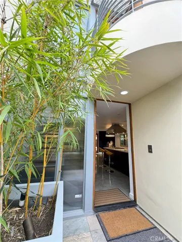 1544 11th Street 3, Santa Monica, California 90401