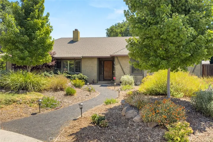 225 Somerset Place, Chico, California 95973
