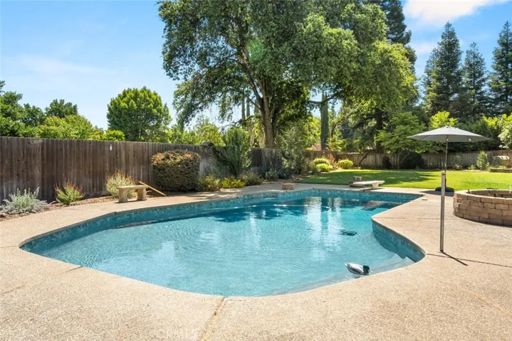 225 Somerset Place, Chico, California 95973