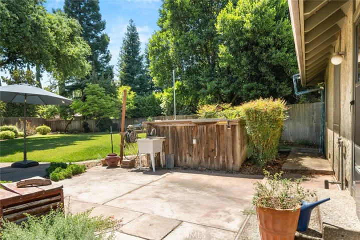 225 Somerset Place, Chico, California 95973