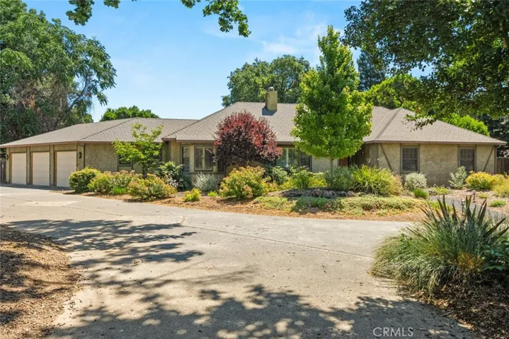 225 Somerset Place, Chico, California 95973