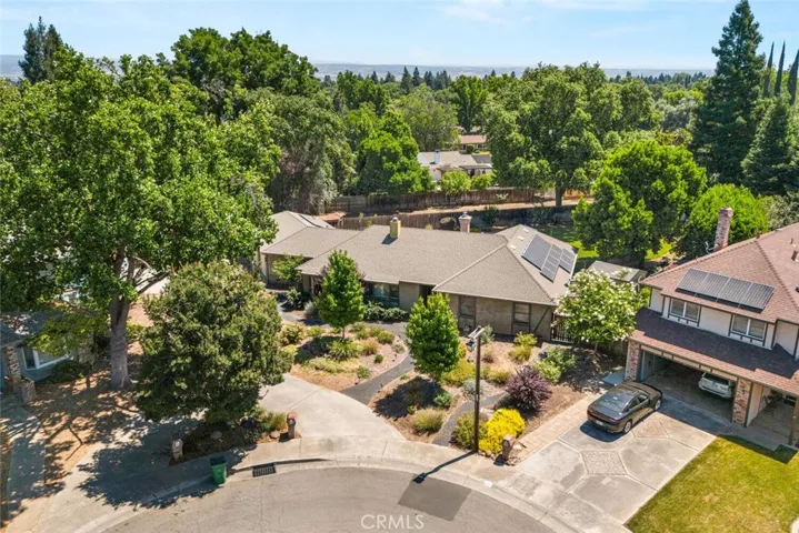 225 Somerset Place, Chico, California 95973