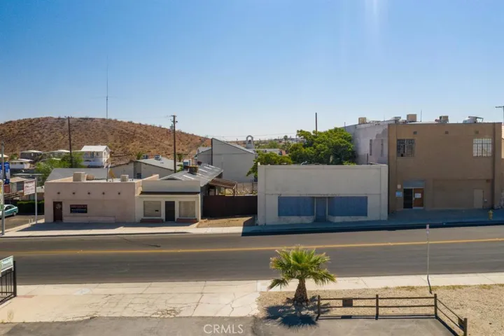 217 N First Avenue, Barstow, California 92311