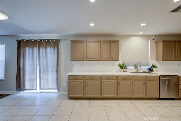 346 Goshawk Court, Patterson, California 95363