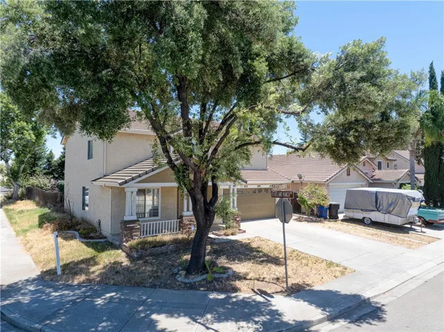 346 Goshawk Court, Patterson, California 95363