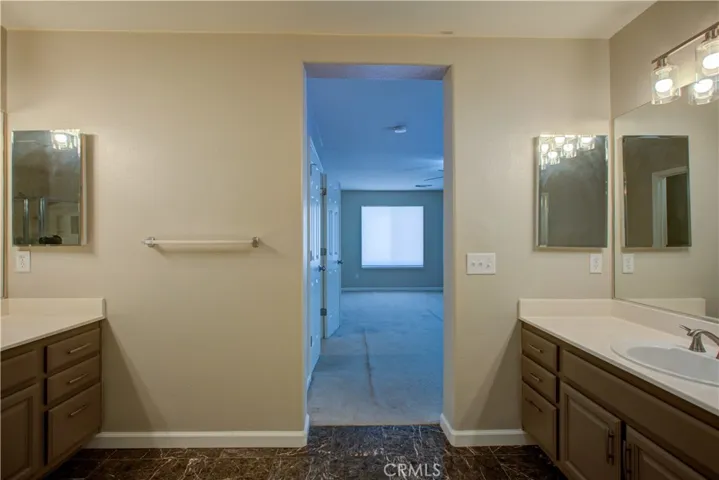 346 Goshawk Court, Patterson, California 95363