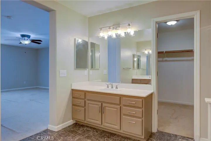 346 Goshawk Court, Patterson, California 95363
