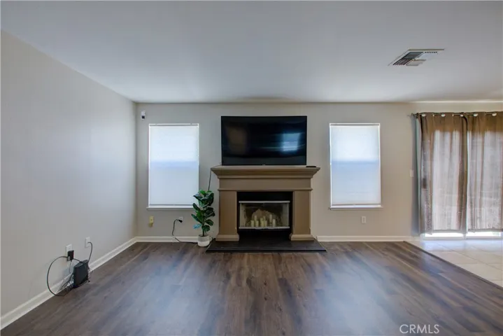 346 Goshawk Court, Patterson, California 95363
