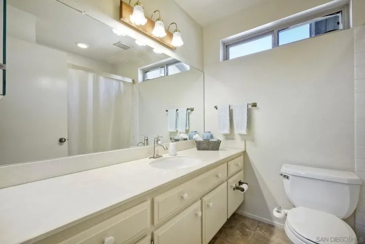 Upstairs bathroom