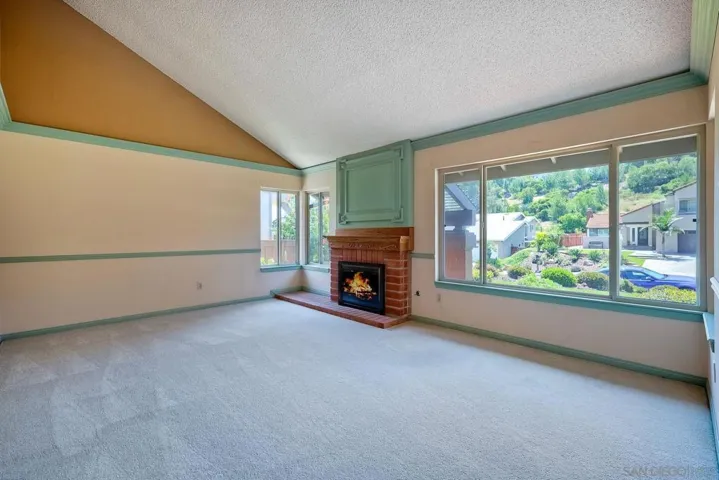 17844 Aguamiel Rd, San Diego, California 92127