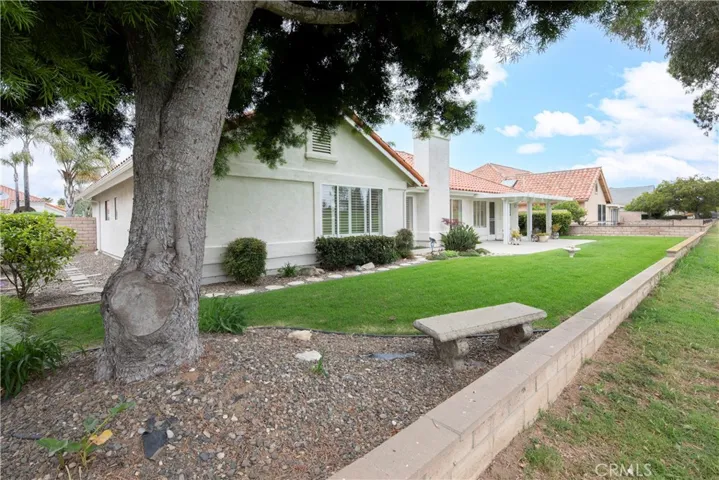 1102 Fairway Vista Drive, Santa Maria, California 93455