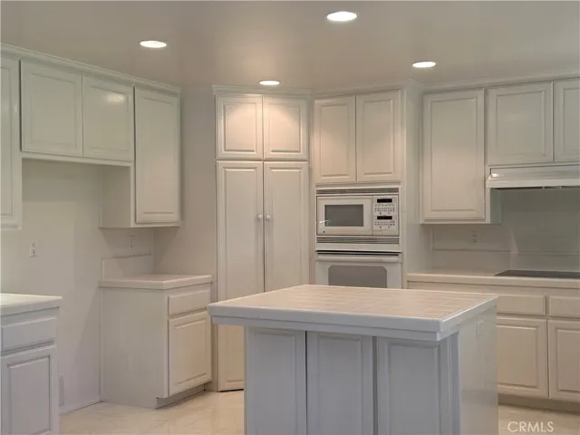 1102 Fairway Vista Drive, Santa Maria, California 93455