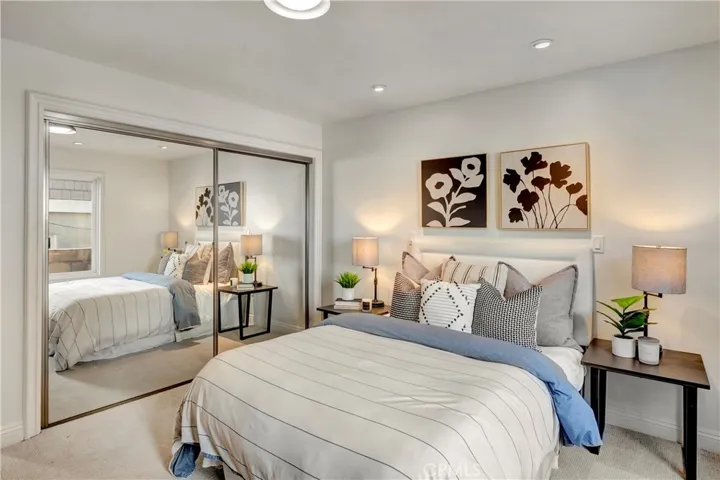 16386 N Pacific Avenue, Sunset Beach, California 90742