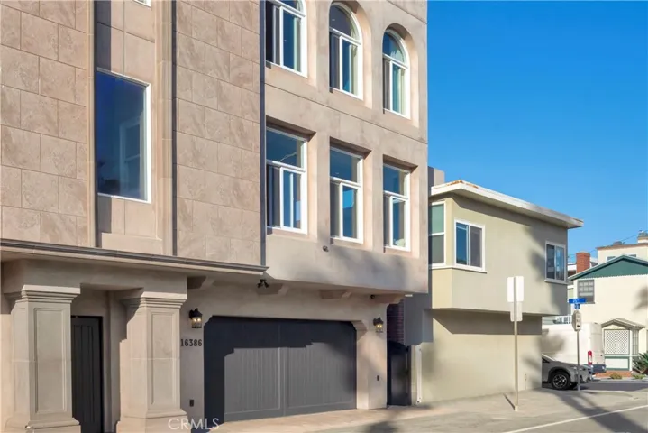 16386 N Pacific Avenue, Sunset Beach, California 90742