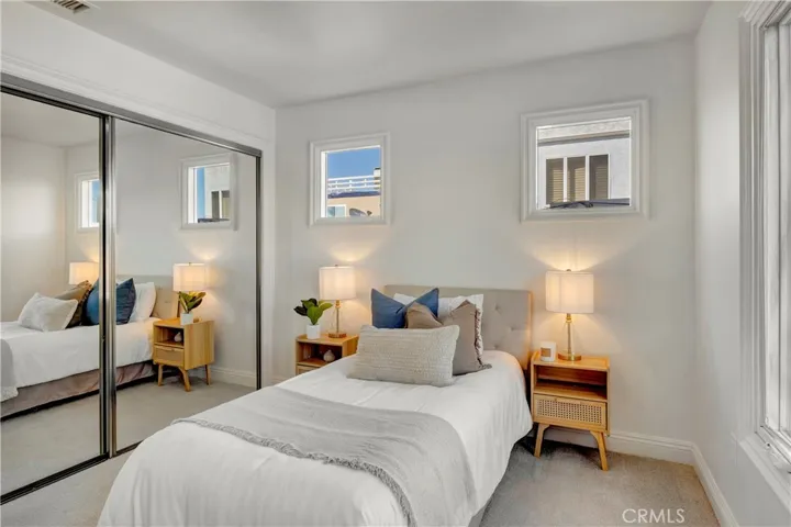 16386 N Pacific Avenue, Sunset Beach, California 90742