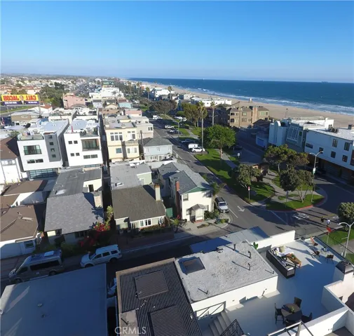 16386 N Pacific Avenue, Sunset Beach, California 90742