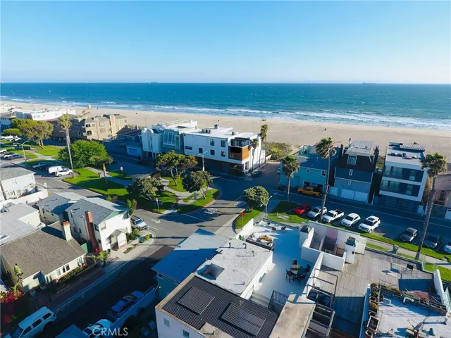 16386 N Pacific Avenue, Sunset Beach, California 90742
