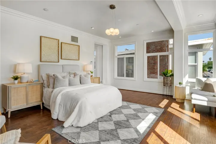 16386 N Pacific Avenue, Sunset Beach, California 90742