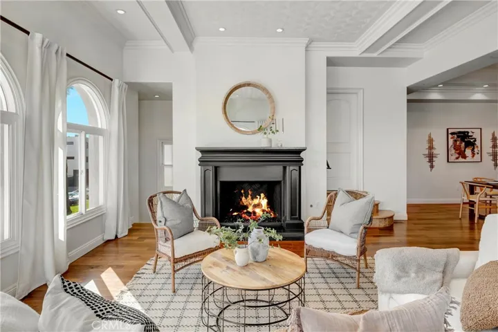 16386 N Pacific Avenue, Sunset Beach, California 90742