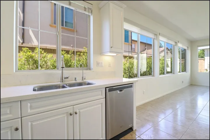 151 Bright Poppy, Irvine, California 92618