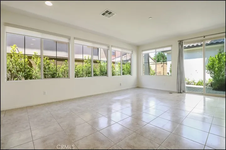 151 Bright Poppy, Irvine, California 92618