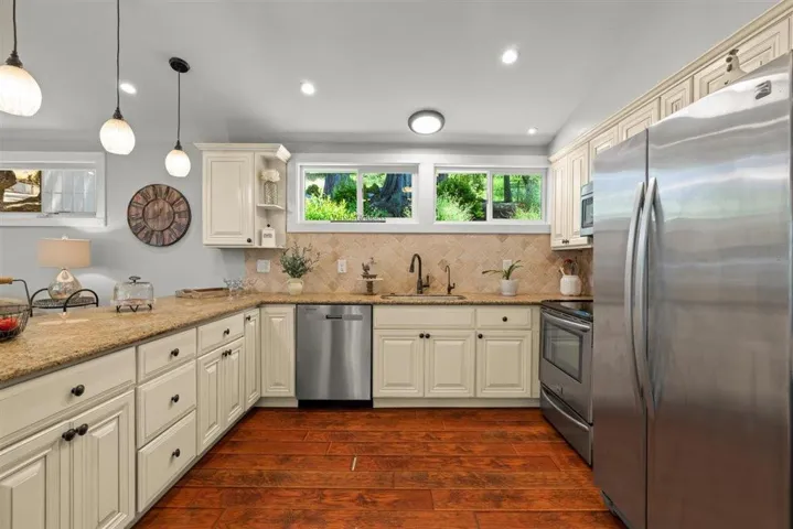 505 Navarra Drive, Scotts Valley, California 95066