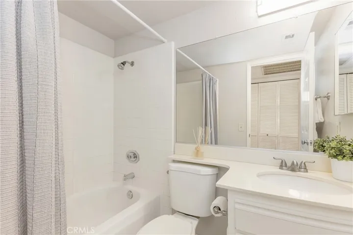 8070 E Desert Pine Drive, Anaheim Hills, California 92808