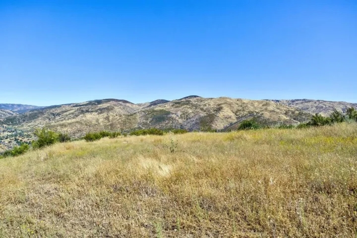 14600 Del Puerto Canyon Road, Newman, California 95360
